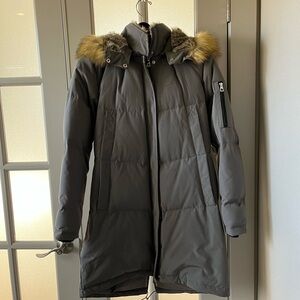 Vince Camuto Down & Feather Fill Parka with Faux Fur Trims - Medium
